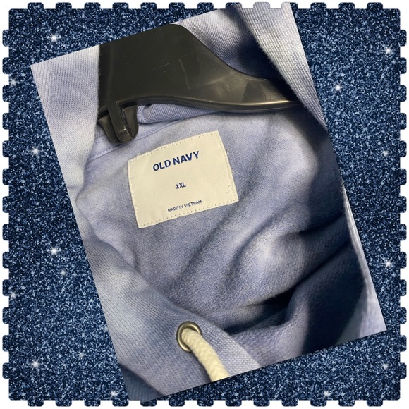 Old Navy Classic Pullover Hoodie - Picture 4 of 4